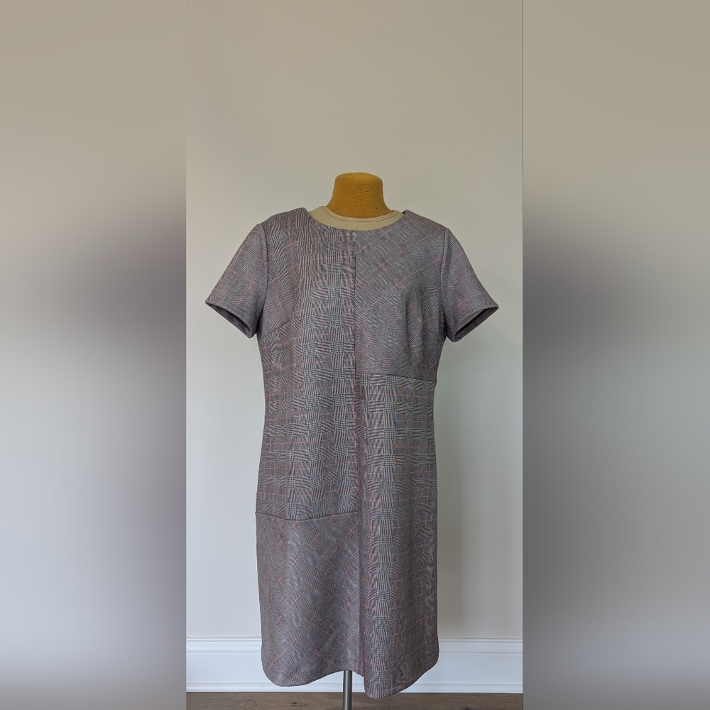 Dkny sz 14 Plaid Short Sleeve Dress